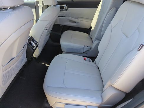 New 2026 Kia Sorento SX image 17