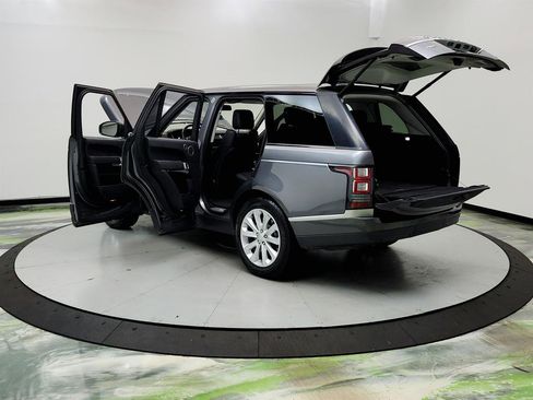 Used 2016 Land Rover Range Rover HSE image 12
