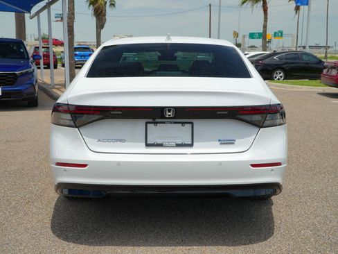 Used 2025 Honda Accord Touring image 6