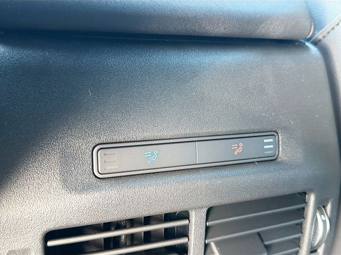 New 2026 Land Rover Discovery Sport Landmark image 20