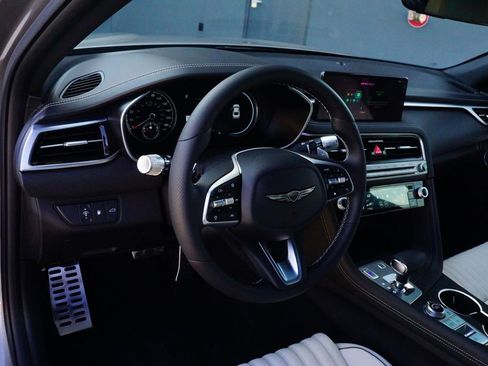 New 2025 Genesis G70 2.5T w/ Sport Prestige Package image 18