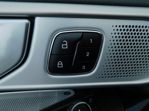 Used 2024 Ford Explorer ST w/ Equipment Group 401A image 33