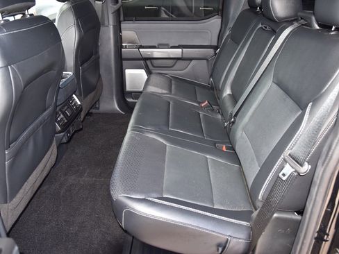 Used 2022 Ford F150 Lariat w/ Equipment Group 502A High image 11