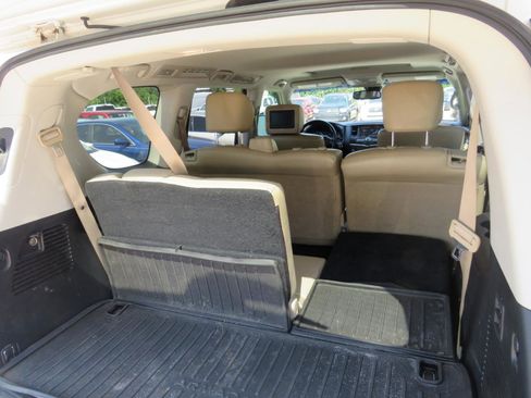Used 2017 Nissan Armada Platinum w/ Interior Lighting Package AWD/4WD image 15