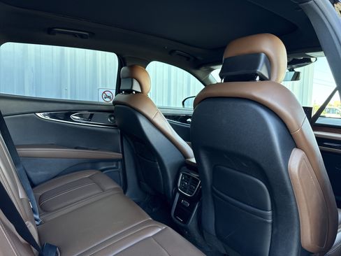 Used 2022 Lincoln Nautilus Reserve w/ Equipment Group 201A image 49