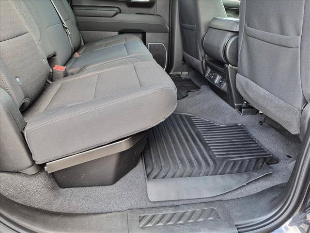 Used 2023 Chevrolet Silverado 1500 RST w/ Z71 Off-Road Package AWD/4WD image 18