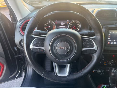 Used 2019 Jeep Renegade Trailhawk w/ LED Lighting Group image 13