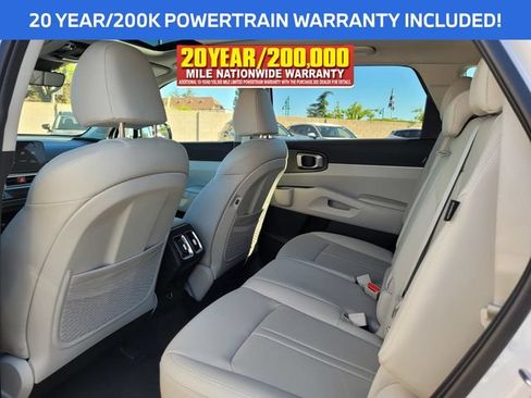 New 2026 Kia Sorento S w/ S Panoramic Sunroof Package FWD image 6