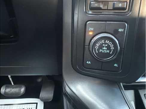 Used 2025 Ford F150 Lariat w/ Equipment Group 501A Mid AWD/4WD image 25
