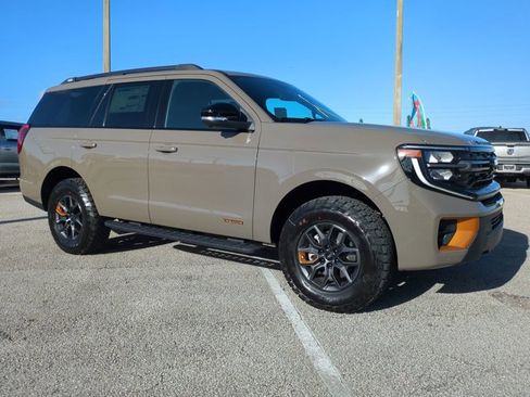 New 2026 Ford Expedition Tremor image 2