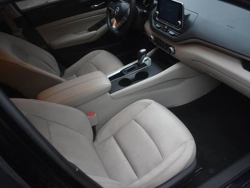 Used 2020 Nissan Altima 2.5 S image 10
