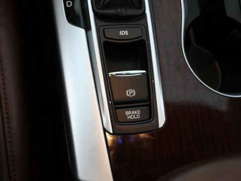 Used 2015 Acura TLX w/ Technology Package FWD image 29