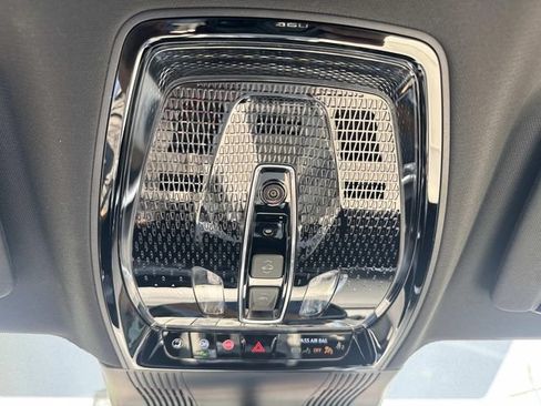 Used 2026 Cadillac Vistiq Sport w/ LPO, Floor Liner Package AWD/4WD image 22