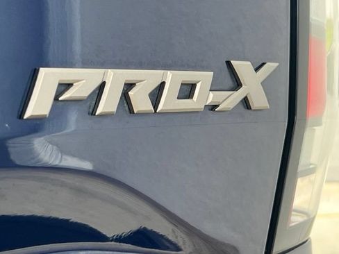 Used 2023 Nissan Frontier Pro-X w/ Pro-X Premium Package RWD image 6