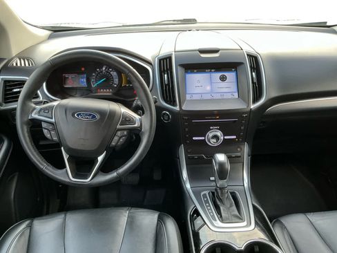Used 2017 Ford Edge Titanium image 10