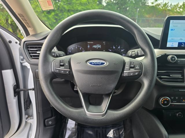 Used 2020 Ford Escape SE FWD image 25