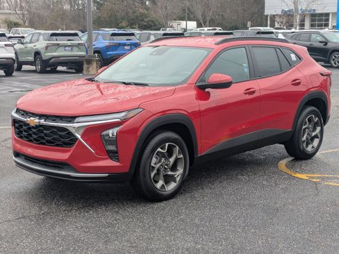 New 2026 Chevrolet Trax LT image 8