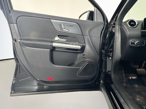Certified 2026 Mercedes-Benz GLA 250 4MATIC image 21
