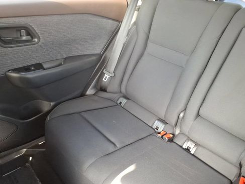 Used 2023 Nissan Rogue S FWD image 17
