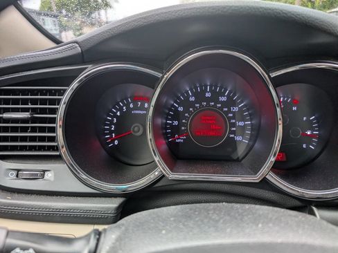 Used 2013 Kia Optima EX w/ Premium Pkg image 13