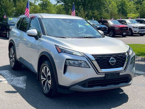 Used 2023 Nissan Rogue SV AWD/4WD image 1
