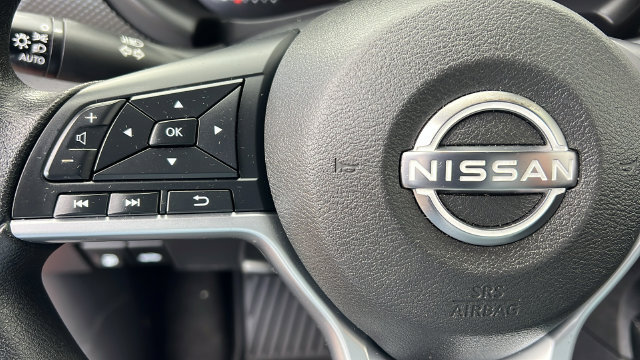 Certified 2023 Nissan Kicks SV FWD image 19