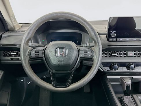 Used 2024 Honda Accord EX image 17