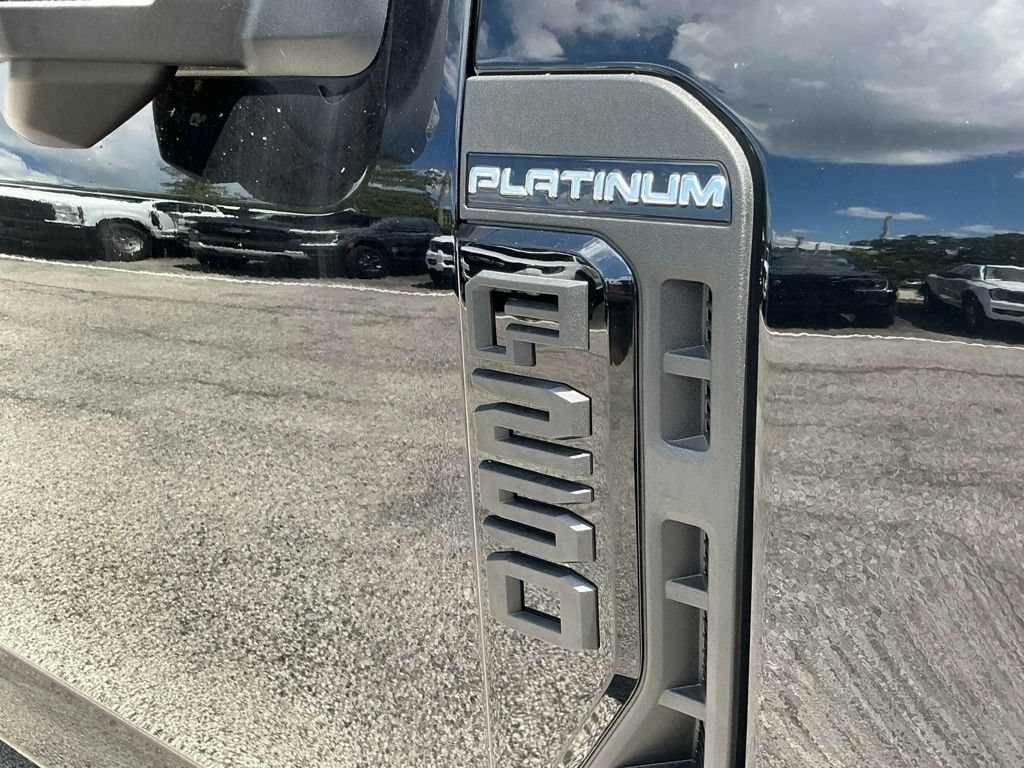 New 2026 Ford F250 Platinum AWD/4WD image 17