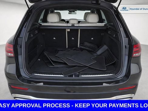 Used 2024 Mercedes-Benz GLC 300 4MATIC w/ Advanced USB Package image 11