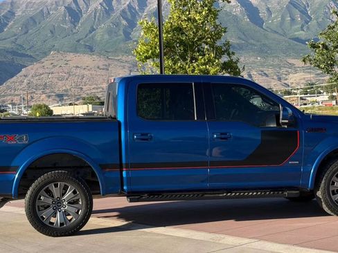 Used 2017 Ford F150 Lariat w/ Equipment Group 502A Luxury AWD/4WD image 5