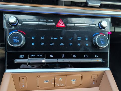 New 2026 Hyundai Santa Fe Limited image 18