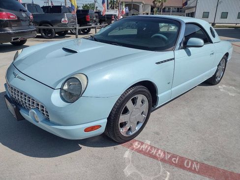 Used 2003 Ford Thunderbird image 3