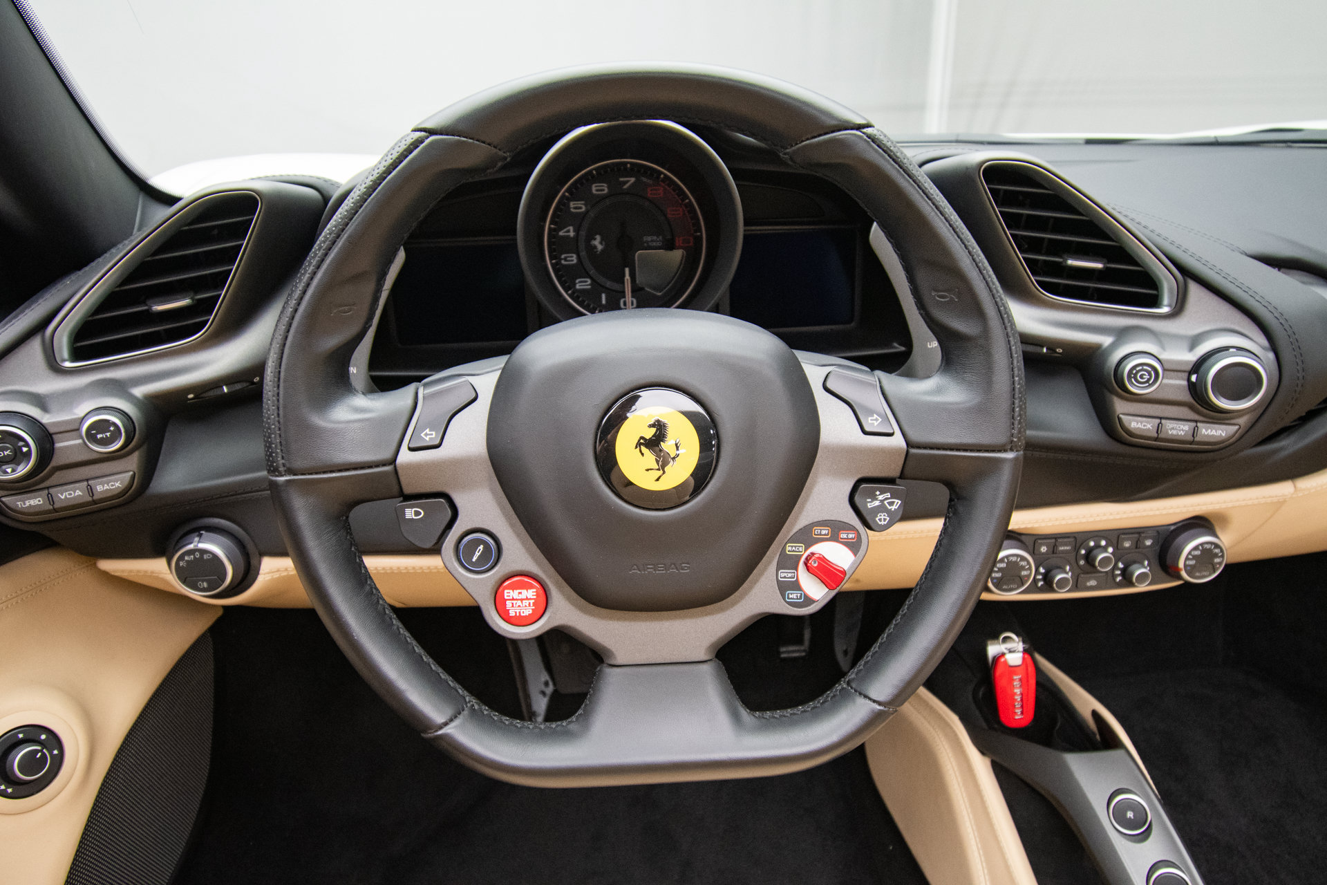 Used 2018 Ferrari 488 Spider RWD image 18