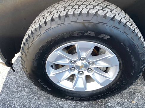 Used 2021 Chevrolet Silverado 1500 LT image 47