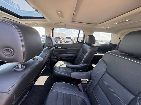 Used 2023 GMC Acadia Denali w/ Black Diamond Edition FWD image 3