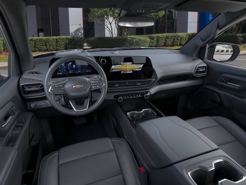 New 2026 Chevrolet Silverado EV LT AWD/4WD image 15