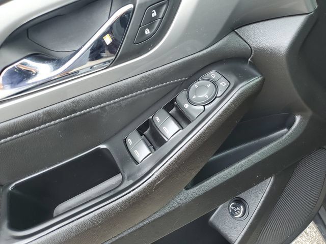 Used 2023 Chevrolet Traverse LT FWD image 21