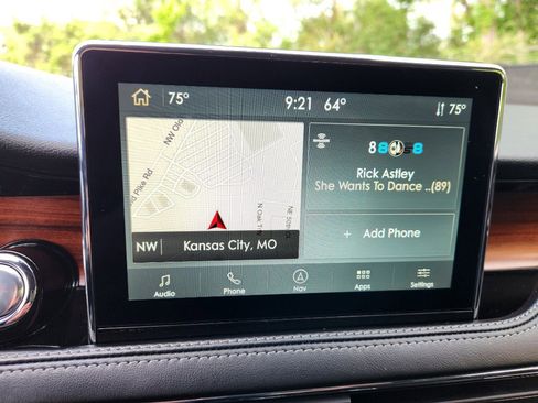 Used 2022 Lincoln Corsair Reserve w/ Elements Package image 36