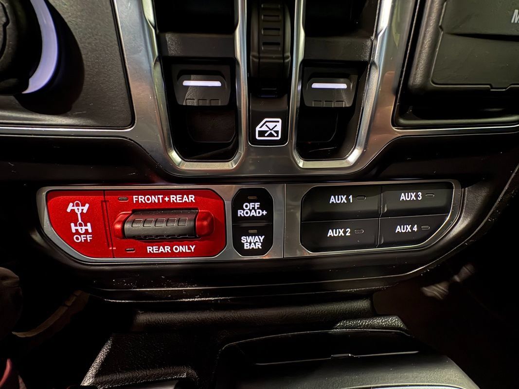 Used 2021 Jeep Wrangler Unlimited Rubicon AWD/4WD image 29