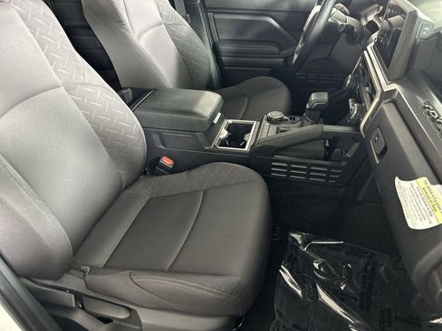 Used 2025 Toyota Tacoma SR5 image 24