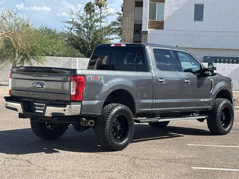 Used 2019 Ford F350 Lariat w/ Lariat Ultimate Package AWD/4WD image 4