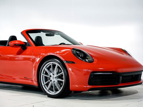 Used 2022 Porsche 911 Carrera image 48