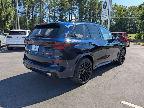 New 2026 BMW X5 xDrive40i w/ M Sport Package image 3