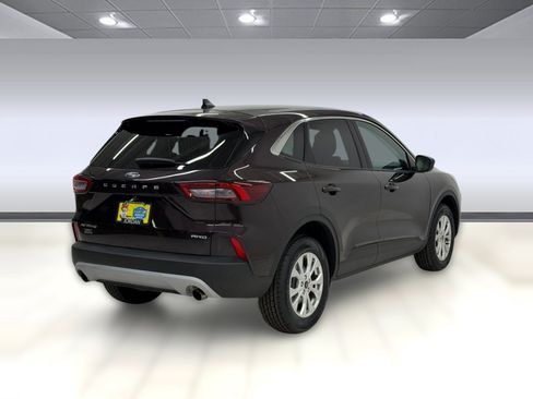 Used 2023 Ford Escape Active AWD/4WD image 7