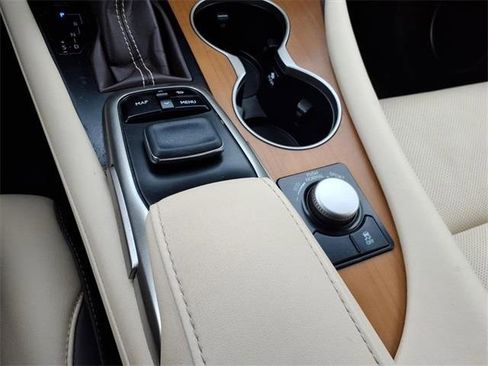 Used 2019 Lexus RX 350 FWD w/ Navigation Package image 28