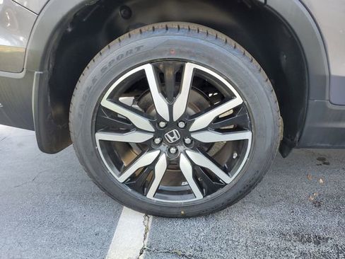 Used 2020 Honda Pilot Elite image 5