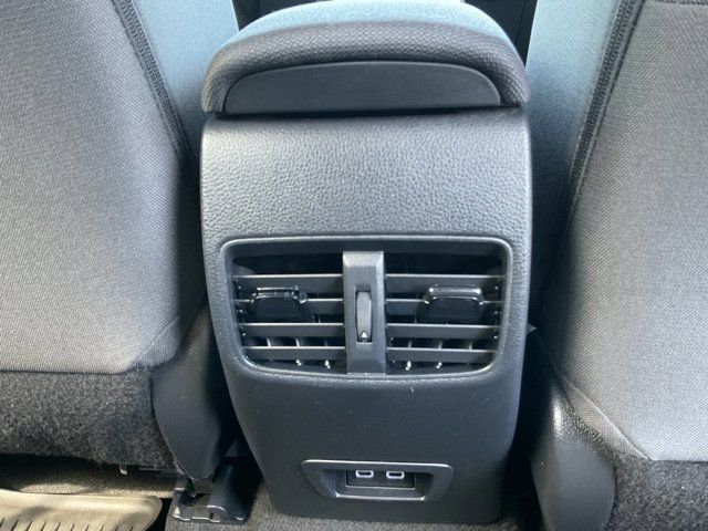 Used 2024 Toyota Corolla Cross LE FWD image 18