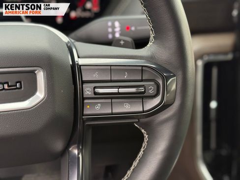 Used 2025 GMC Yukon Denali Ultimate image 21