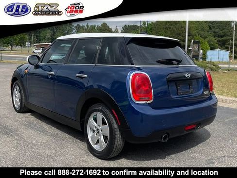 Used 2017 MINI Cooper 4-Door Hardtop FWD image 5