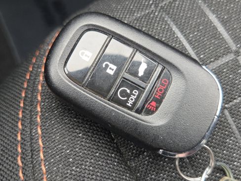 Certified 2024 Honda HR-V Sport image 31